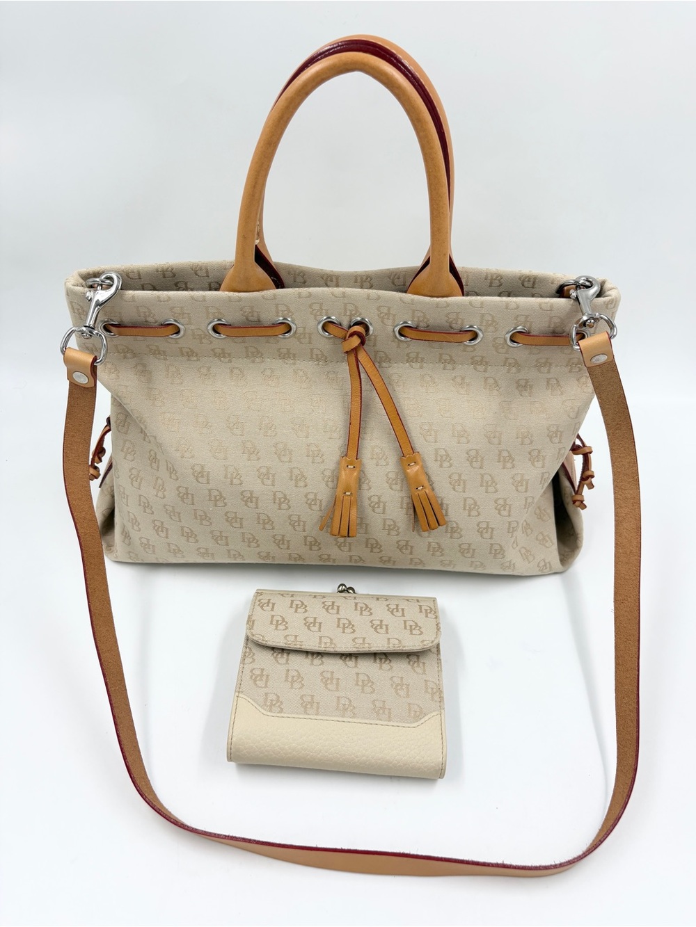 NEW VTG Dooney & Bourke Signature Tassel Satchel Purse & Wallet Set - Picture 16 of 16